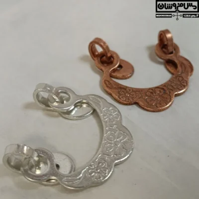 گوشواره مسی ظروف - گوشواره ظروف پذیرایی مسی - گوشواره تک حلقه - یراق آلات مسی - گوشواره یراق مسی - گوشواره مسی و برنجی - گوشواره مسی سفید شده - گوشواره آبکاری شده - گوشواره تولید ظروف مسی - کارگاه تولید یراق مسی