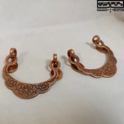 گوشواره مسی ظروف - گوشواره ظروف پذیرایی مسی - گوشواره تک حلقه - یراق آلات مسی - گوشواره یراق مسی - گوشواره مسی و برنجی - گوشواره مسی سفید شده - گوشواره آبکاری شده - گوشواره تولید ظروف مسی - کارگاه تولید یراق مسی