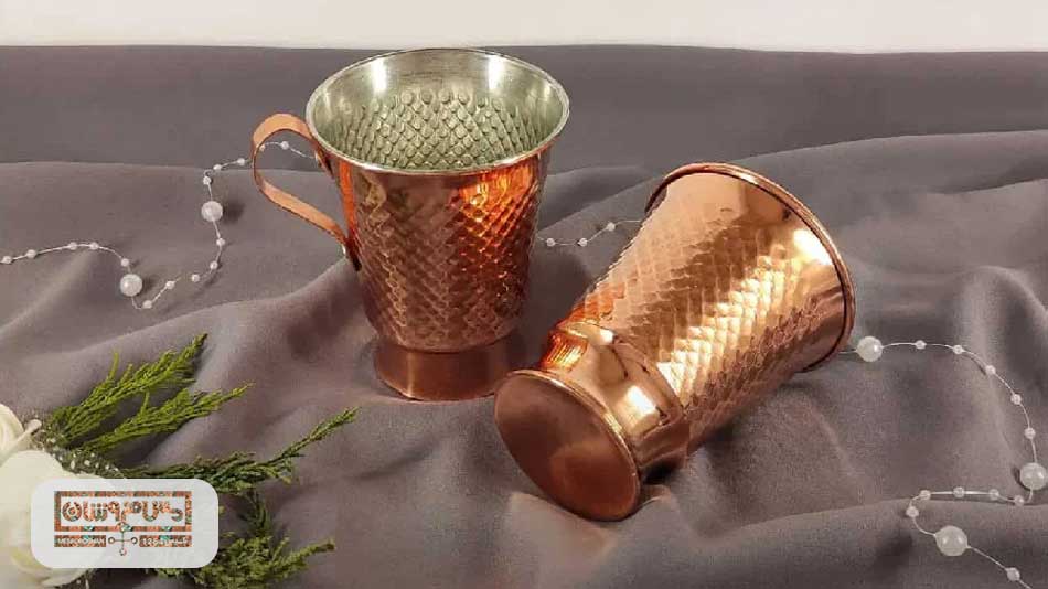 خواص لیوان مسی 2 خواص لیوان مسی لیوان مسی چه خاصیتی دارد کیفیت و اصالت مس ایران را با ما تجربه کنید... 2 خواص لیوان مسی خواص آب خوردن در لیوان مسی