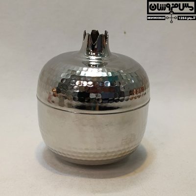 عکس قندان مسی کروم چکشی سایز ۳ مدل یلدا با طراحی اناری، دست‌ساز و مناسب هدیه شب یلدا و پذیرایی لوکس