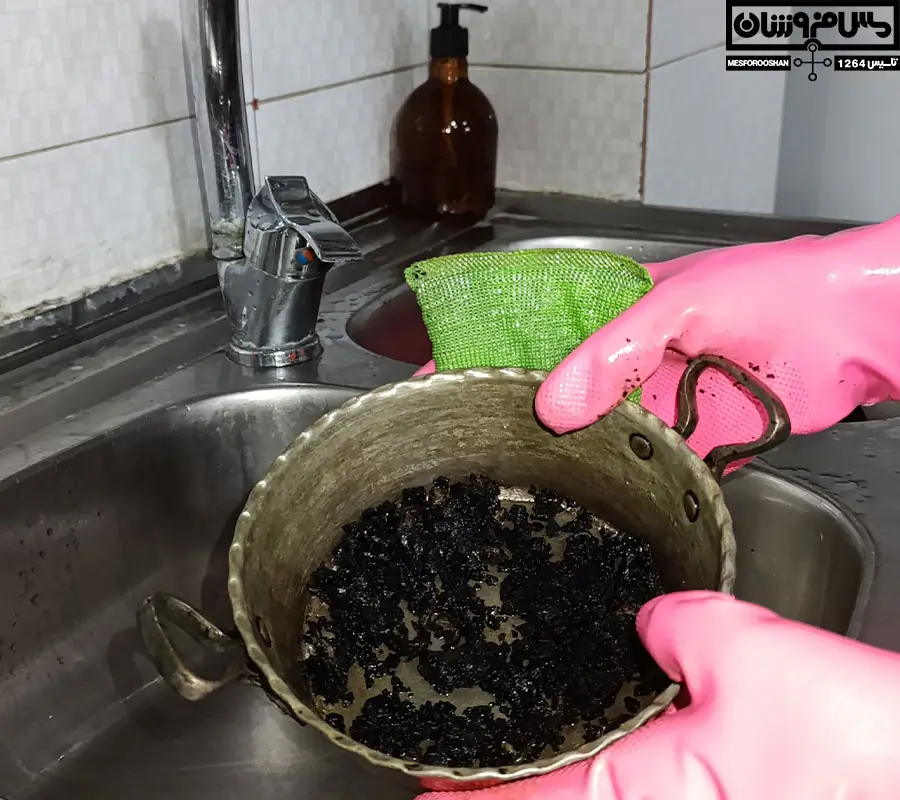 نحوه تمیز کردن ظروف مسی در خانه